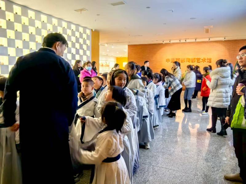AI驱动温宿县数字营销：从流量获取到转化的全链路增长方案